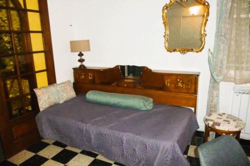 Photo de la galerie de l'établissement Apartment with garden 600 metres from the sea, à La Ciotat