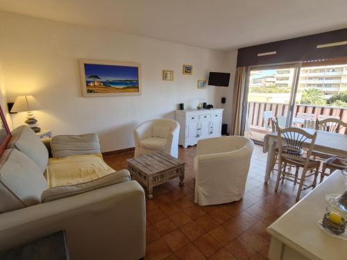 Appartement 3 pièces avec piscine et parking à Sainte-Maxime