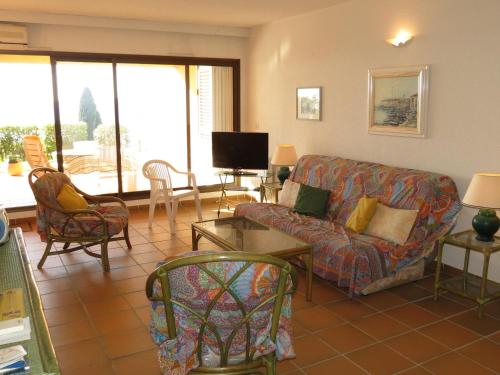 Appartement 4 pièces avec garage et piscine, accepte petits animaux