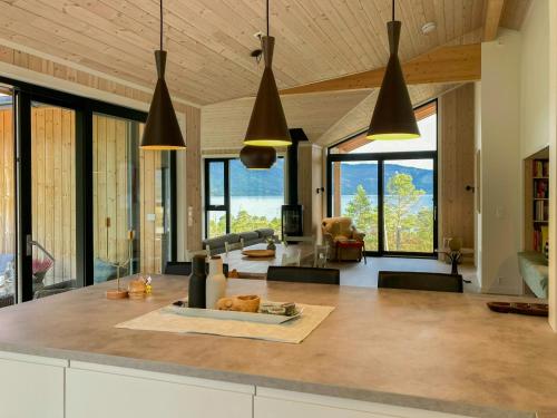 Gambar di galeri bagi Modern Cabin With Panoramic Views Near Gautefall di Treungen