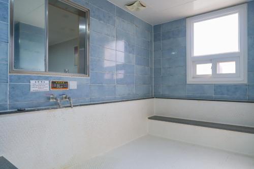 Koupelna v ubytování Bugok Royal Tourist Hotel