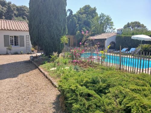 Villa des Oliviers le petit Versailles