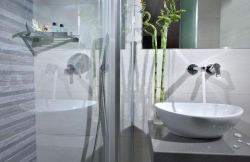 Koupelna v ubytování Hotel Nazos