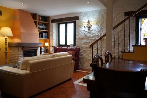 Posezení v ubytování Casa Rural La Majada de Peñacorada