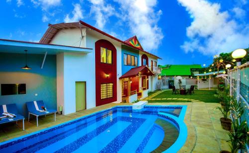 Πισίνα στο ή κοντά στο UB 6Bhk Villa Alibaug