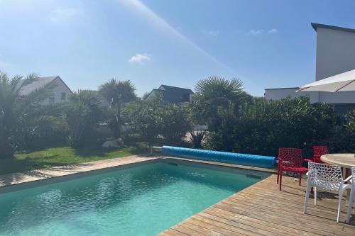 Photo de la galerie de l'établissement Villa avec piscine chauffée, à La Baule