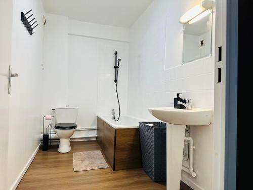 Ένα μπάνιο στο Appartement de la Gare