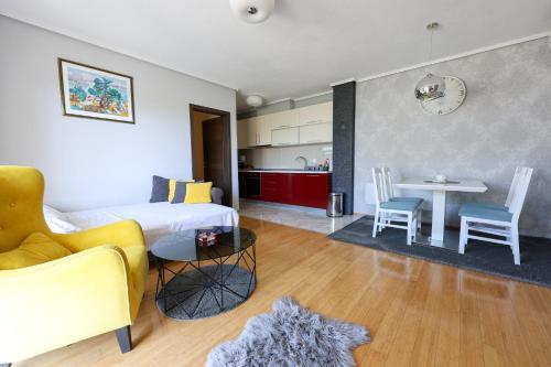 Gallery image of Apartments Avdić in Makarska