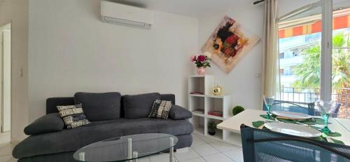 Comfortable apartment near the sea