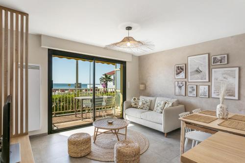 appartement face à la mer avec parking