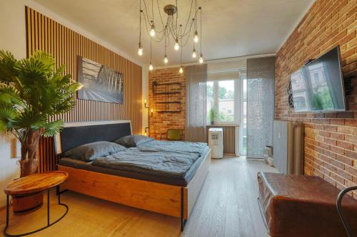 Modern Industry Studio