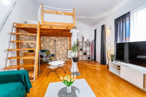 Apartments Mikulina