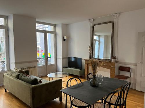 Appartement 4 personnes centre historique Aubenas