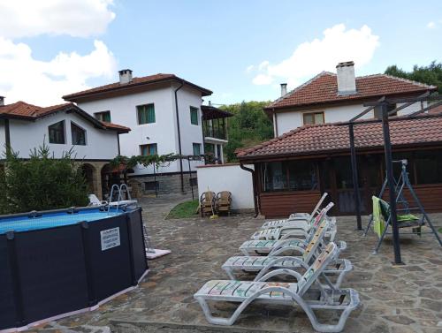 Къща за гости ЧЕРИ