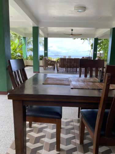 Fotografie z fotogalerie ubytování Private Beachfront Villa in Siargao v destinaci General Luna
