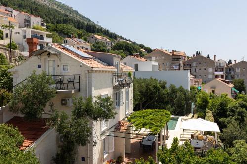 Výhľad na hory alebo výhľad na hory priamo z apartmánu