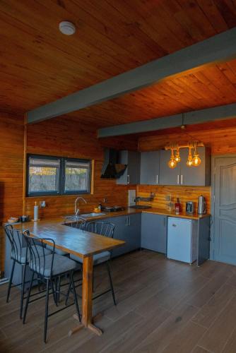 Kuchyň nebo kuchyňský kout v ubytování Stay in Sapanca