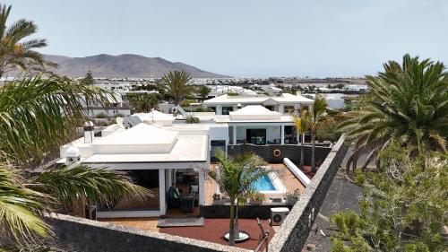 Villas Mamma Mia pool heat Private & Jacuzzi