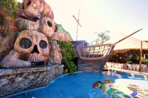 Πισίνα στο ή κοντά στο Hotel Villa di Acqua