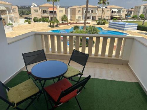 Бассейн в Poolside Family Comfort Suite или поблизости