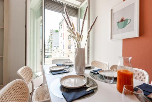 StayEasy Melloni - 3 Rooms, 2 Baths - City Center