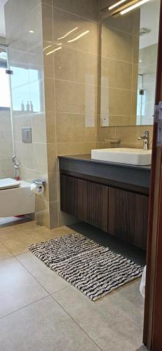 Un baño de Eden Heights by Property Boutique