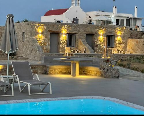 Gallery image of Stavroula Studios in Glastros