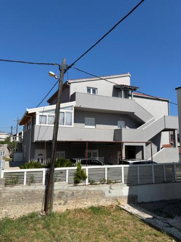 Luxury Apartment Ante