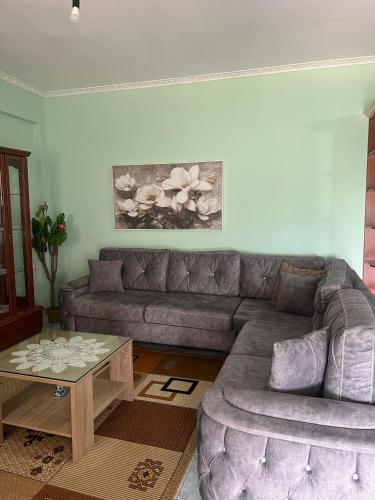 Green Nest Garden House