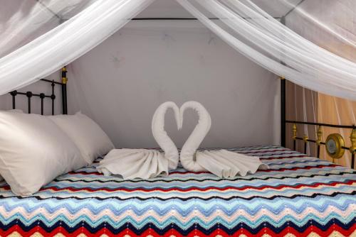 Sousannou Stone House, 3 Bedroom Mountain Escape with BBQ and Fireplace