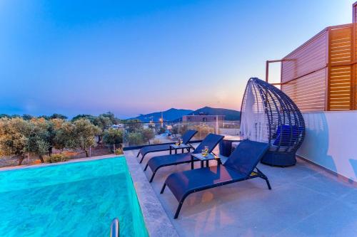 Kolam renang di atau dekat dengan Luxury Villa with Pool in Kalkan