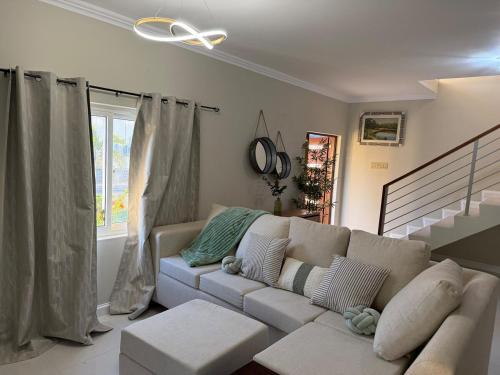Φωτογραφία από το άλμπουμ του The Home by Scenic Stay Villas σε Ocho Rios