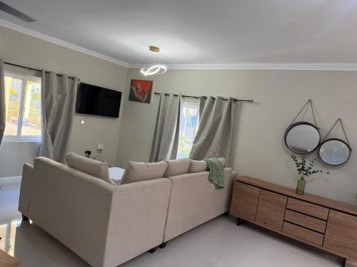 Φωτογραφία από το άλμπουμ του The Home by Scenic Stay Villas σε Ocho Rios