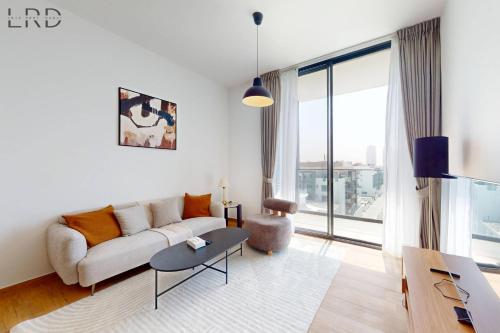 Brand New and Modern 1BR