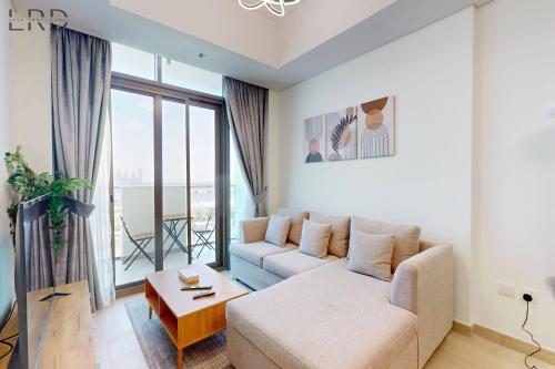 Cozy 1BR with Canal View