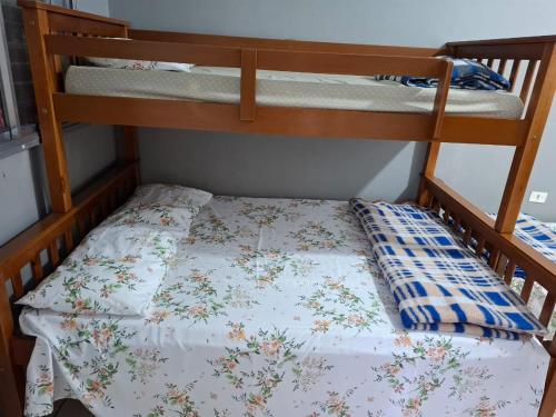 Un ou plusieurs lits dans un hébergement de l'établissement Vitoria Hostel