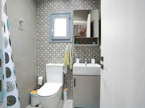 Koupelna v ubytování Amyrissa House