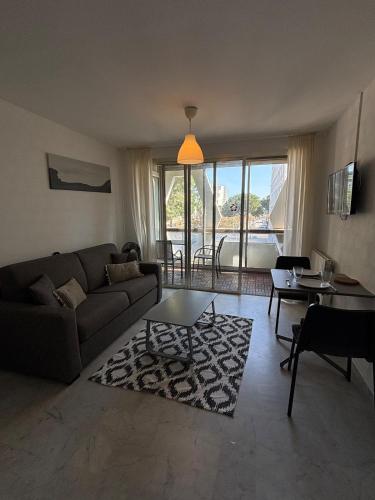 Studio Rénové Proche Mer