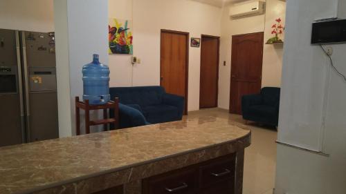 Ruang duduk di Private 4 Story retreat