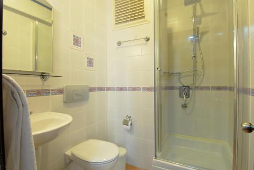 Koupelna v ubytování Villa Danlin Hotel