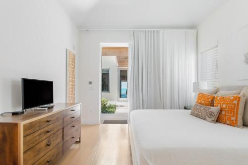 Gallery image of Chalk Sound Luxe Haven in Providenciales