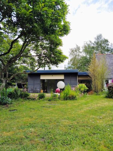 Entre terre et mer, guest house dans joli jardin