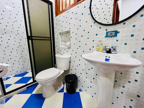 Koupelna v ubytování Aparta Hotel Horinthia