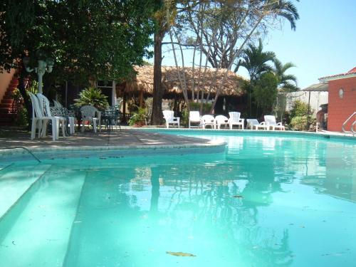 Majoituspaikassa Hotel Mediterraneo Plaza tai sen lähellä sijaitseva uima-allas