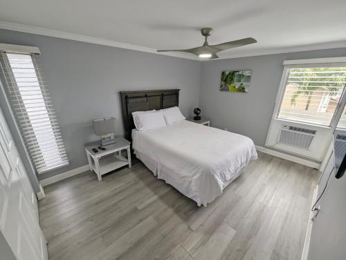 Gallery image of Top Spots Paradise Getaway 2 Min From Beach! in Waianae