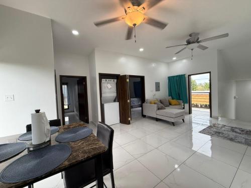 Afbeelding uit fotogalerij van Blue Sky Manor in Hopkins