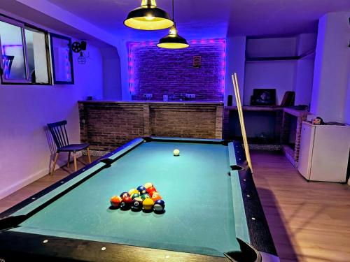Biliár nebo kulečník v ubytování El Oasis de Castil