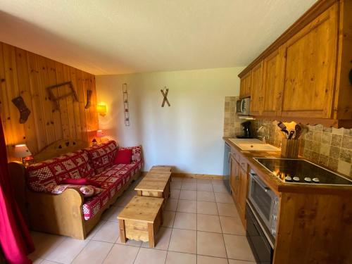 Appartement 2 Pièces aux Saisies - 4 pers, vue forêt - FR-1-293-406