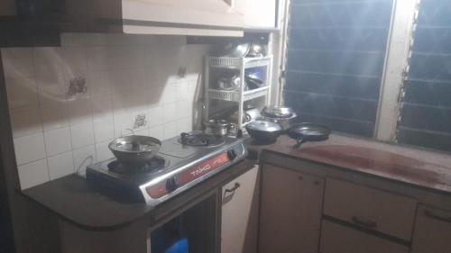 Kuchyň nebo kuchyňský kout v ubytování Don Bosco Home Stay