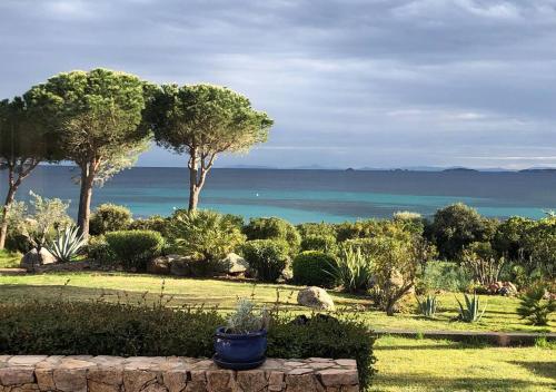 Villa Blù 190m2, 12 pers, pieds dans l'eau vue mer
